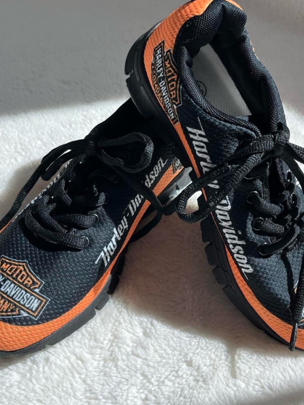 ✧ Harley Davidson Sneakers ✧ - Picture 2 of 6